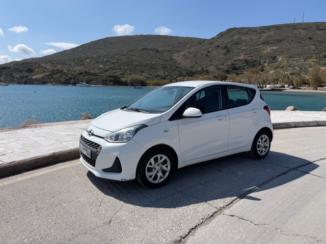 i 10 or similar