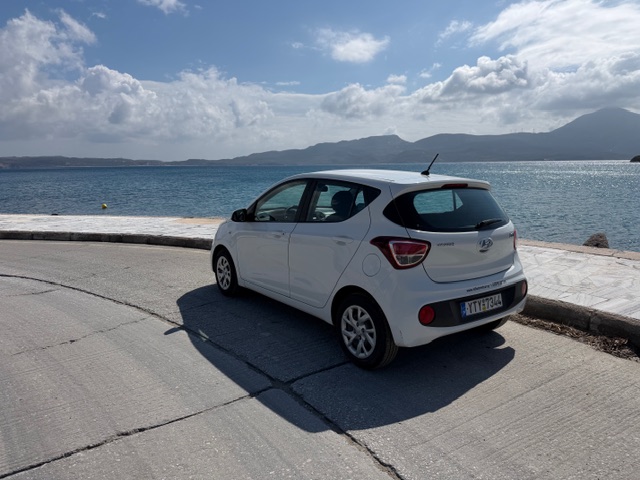 i 10 or similar